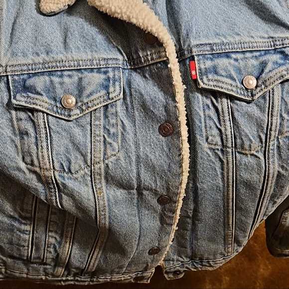 Levi jacket - Picture 2 of 3